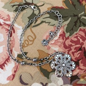 Brighton Flower Necklace